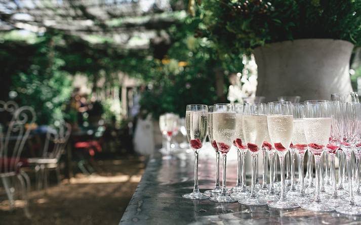 diner-gala-londres-fleur-insolite-serre