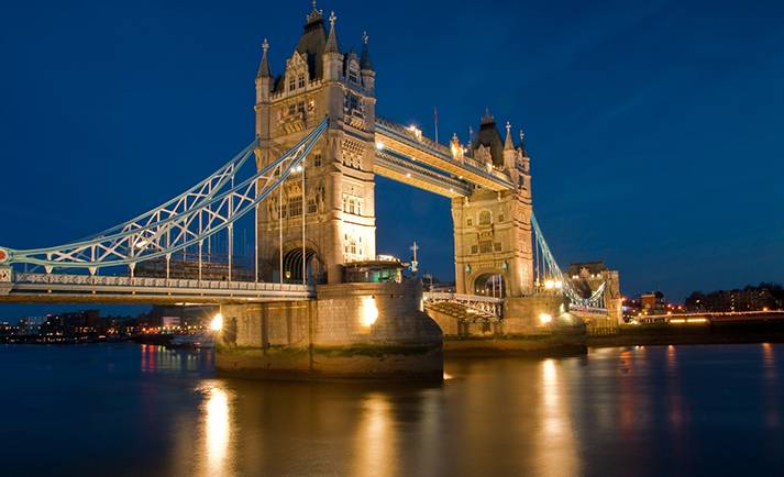 tower-bridge-londres-soiree-gala-diner
