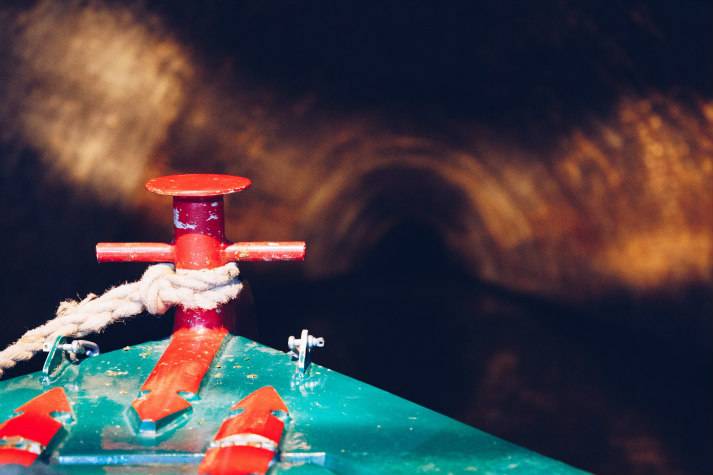 london-incognito-bespoke-events-canal-trip-to-the-islington-tunnel-3
